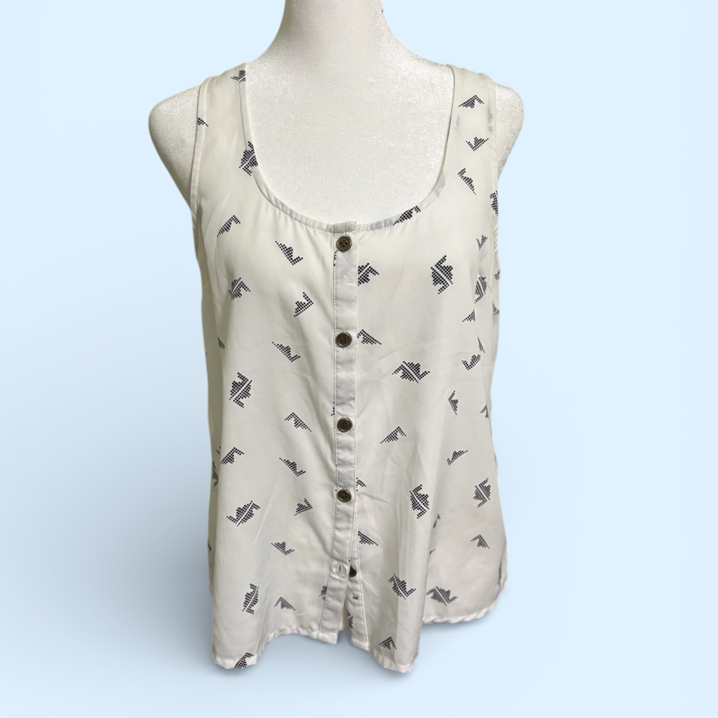 Charlotte Russe White And Black Patterned Tank Top
